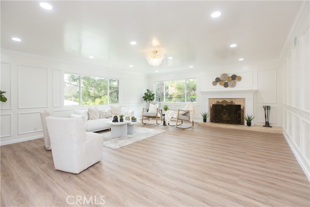 14879 Jadestone Drive, Sherman Oaks CA: https://media.crmls.org/medias/7db26361-d436-49e7-83d3-a3de2a1ecadb.jpg
