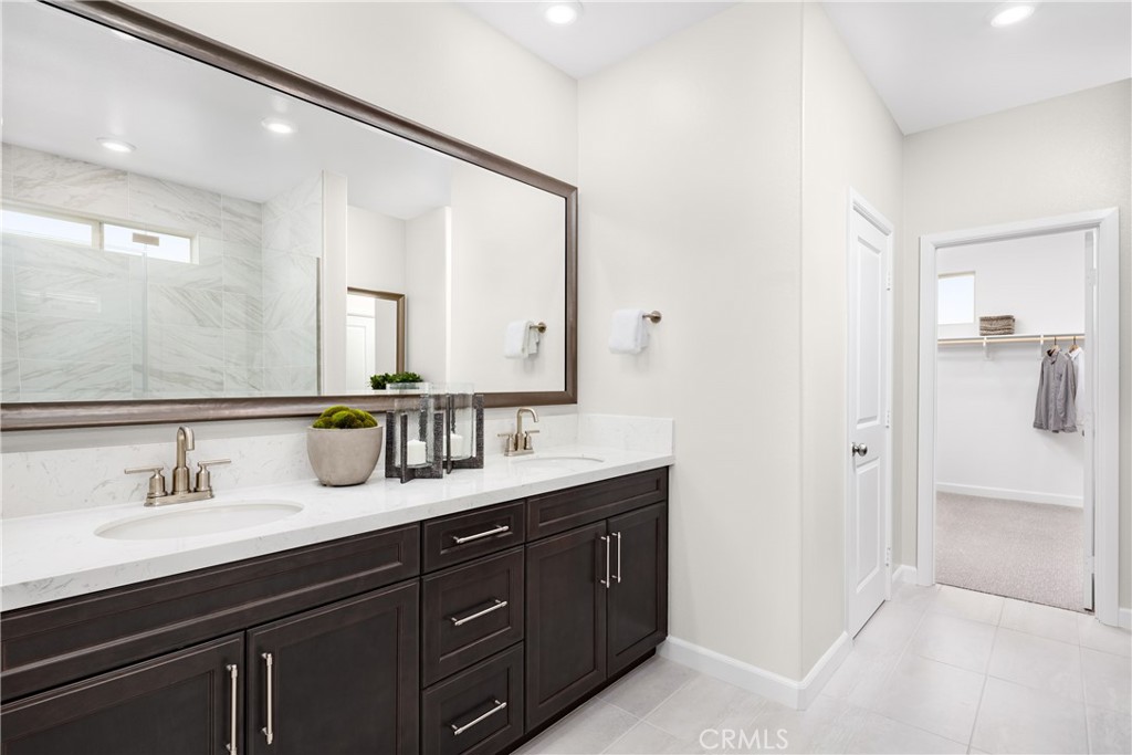 MLS #OC25240544 image #12