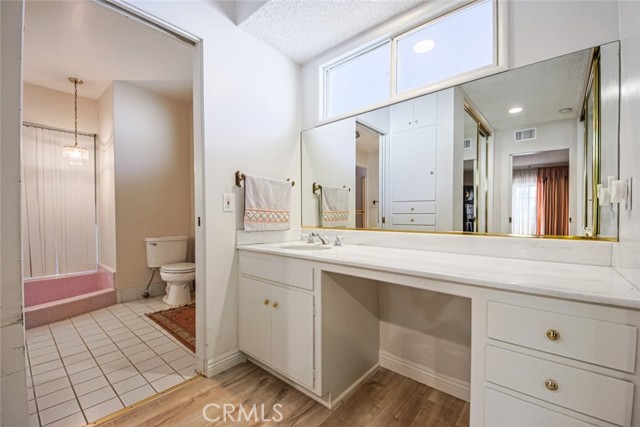 Detail Gallery Image 26 of 75 For 1801 Greenbriar Rd, Glendale,  CA 91207 - 3 Beds | 3 Baths