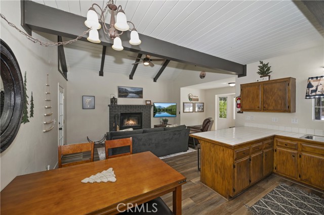 42824 Cedar Avenue, Big Bear Lake, CA 92315