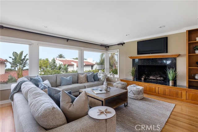 1609 Via Montemar, Palos Verdes Estates, California 90274, 3 Bedrooms Bedrooms, ,Residential,Sold,Via Montemar,SB21199956
