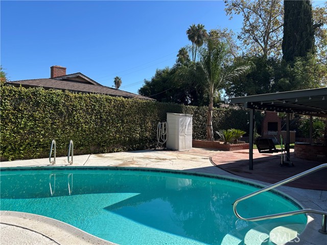 Detail Gallery Image 25 of 35 For 3681 Chateau Ct, Riverside,  CA 92505 - 3 Beds | 2 Baths