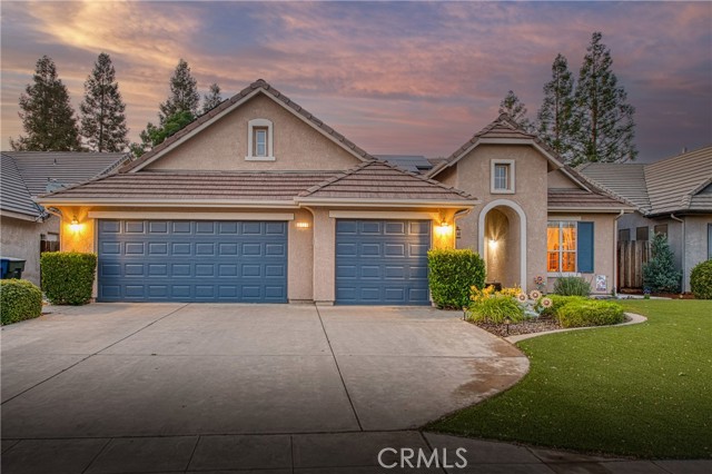 2737 Sussex Avenue, Clovis CA: https://media.crmls.org/medias/7db45149-a17f-4479-8a7b-fc2d653c71be.jpg