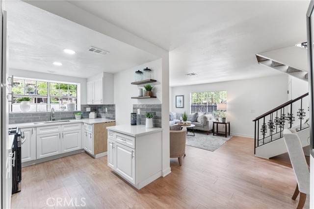 2514 Monte Carlo Drive, Santa Ana CA: https://media.crmls.org/medias/7db45160-d8ec-4247-b2c5-3b8f0db5bc78.jpg