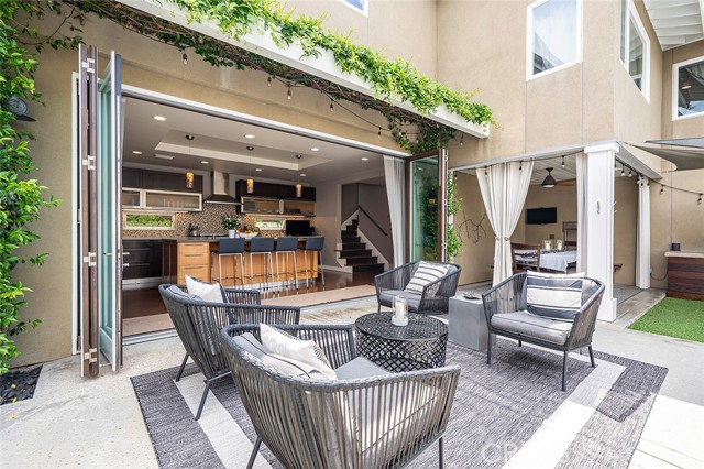 Detail Gallery Image 55 of 65 For 291 Argonne Ave, Long Beach,  CA 90803 - 5 Beds | 4 Baths