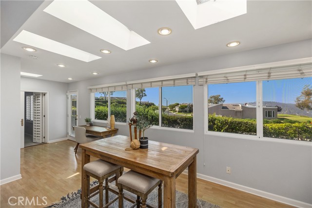 Detail Gallery Image 11 of 19 For 30932 Lucia Ln, Laguna Niguel,  CA 92677 - 2 Beds | 2 Baths