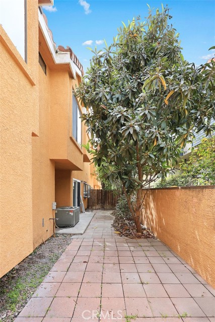 Detail Gallery Image 26 of 30 For 319 California St #F,  Arcadia,  CA 91006 - 3 Beds | 2/1 Baths