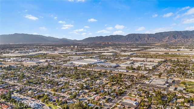 Detail Gallery Image 23 of 27 For 1584 E Davidson St, San Bernardino,  CA 92408 - 3 Beds | 2/1 Baths