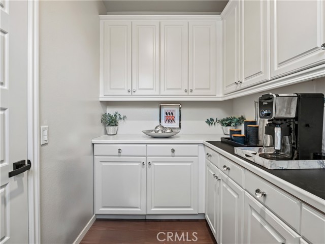 Detail Gallery Image 24 of 65 For 22385 Midtown Ct, Saugus,  CA 91350 - 5 Beds | 4/1 Baths