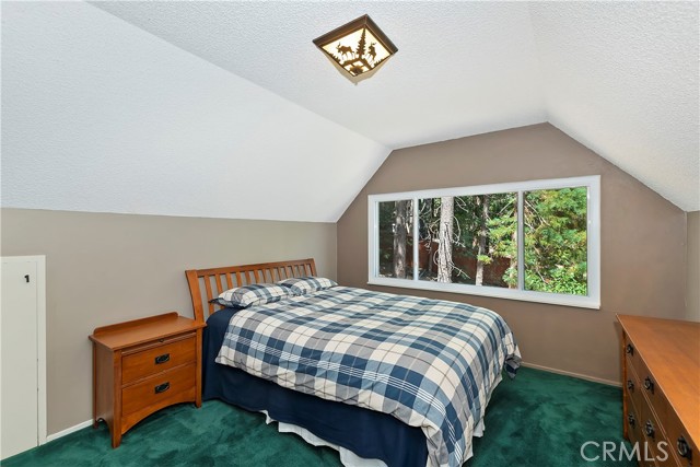 Detail Gallery Image 28 of 40 For 26661 Lake Forest Dr, Twin Peaks,  CA 92391 - 3 Beds | 2/1 Baths