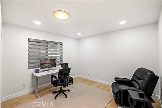 Detail Gallery Image 18 of 67 For 22731 Canyon Lake Dr, Canyon Lake,  CA 92587 - 4 Beds | 4 Baths