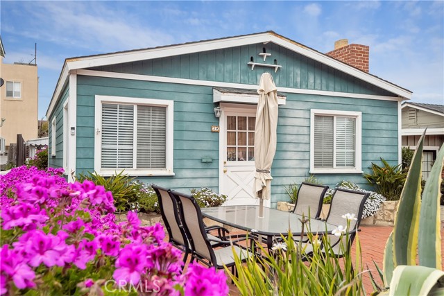 38 4th Ct, Hermosa Beach, California 90254, ,Residential Income,Sold,4th Ct,SB23059875