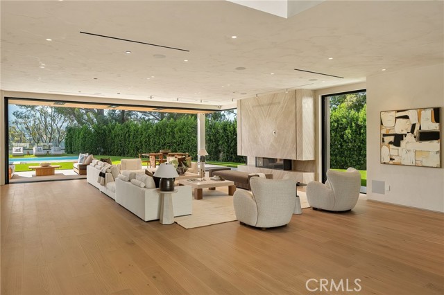 16093 Royal Oak Road photo 23