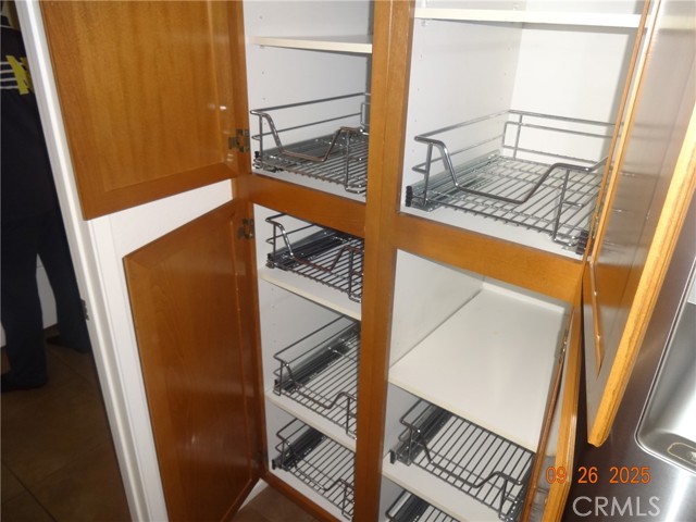 Detail Gallery Image 5 of 13 For 8122 Wishing Well, Chino,  CA 91708 - 2 Beds | 2 Baths