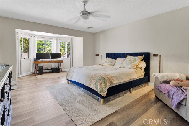 10325 Sheep Creek Road, Phelan CA: https://media.crmls.org/medias/7db92e8a-1b45-488b-94a2-c33c349637c8.jpg