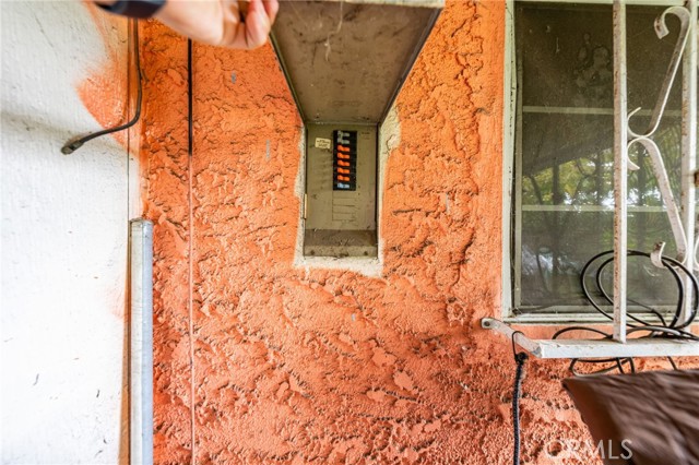 Detail Gallery Image 26 of 41 For 526 Nottingham Ave, Santa Ana,  CA 92703 - 4 Beds | 2 Baths