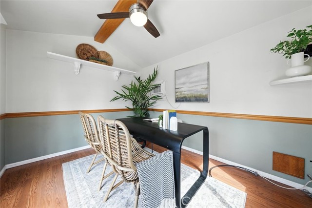 535 Panama Avenue, Long Beach CA: https://media.crmls.org/medias/7db9ec57-dd66-4cc1-a1fd-63de7ffe131e.jpg