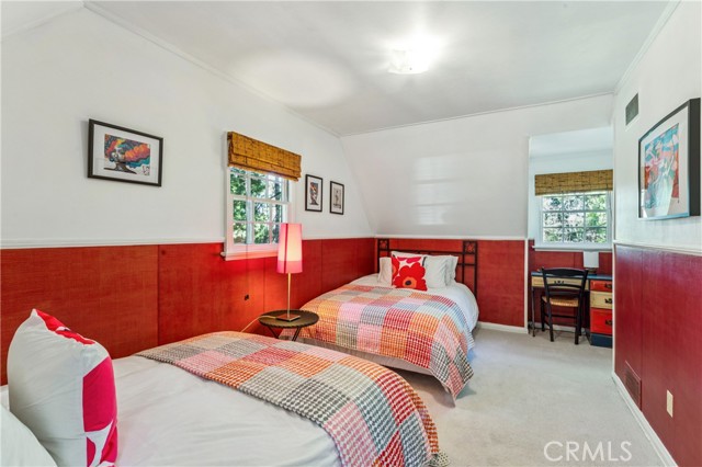 Detail Gallery Image 25 of 58 For 222 Holiday, Lake Arrowhead,  CA 92352 - 3 Beds | 2 Baths