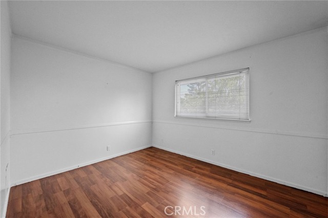 9882 Kings Canyon Drive, Huntington Beach CA: https://media.crmls.org/medias/7dba7765-068d-45af-a991-f10f7afe8193.jpg