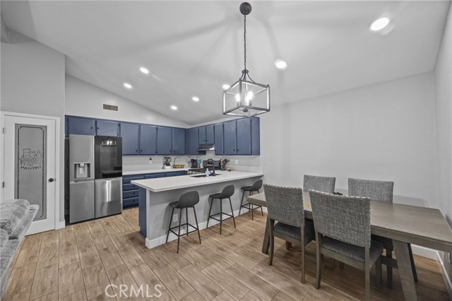 Detail Gallery Image 2 of 37 For 1720 Express Circle, Colton,  CA 92324 - 3 Beds | 2 Baths