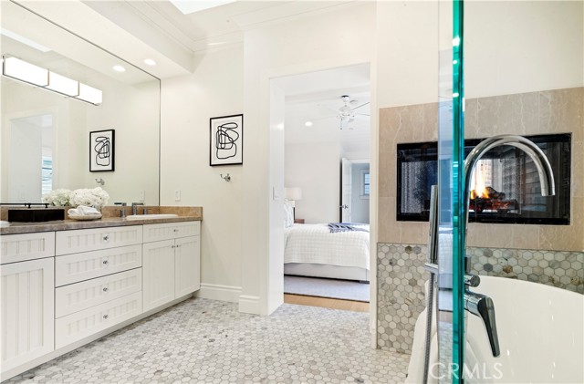 Detail Gallery Image 20 of 28 For 3731 4th Ave, Corona Del Mar,  CA 92625 - 3 Beds | 2/1 Baths