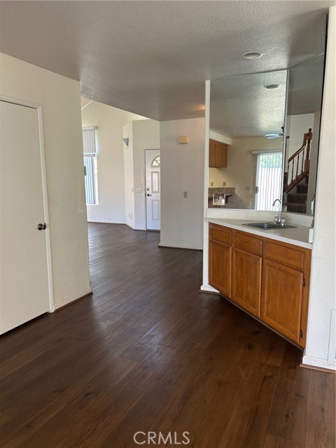 1151 Tori Drive, Hemet CA: https://media.crmls.org/medias/7dbbba7d-2132-4ba0-9e29-f339f9b3cce0.jpg