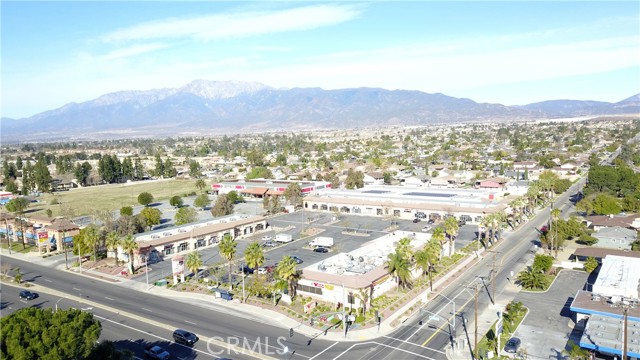 17284 Foothill Boulevard, Fontana, California 92335, ,Commercial Lease,For Rent,17284 Foothill Boulevard,CRIV24234732