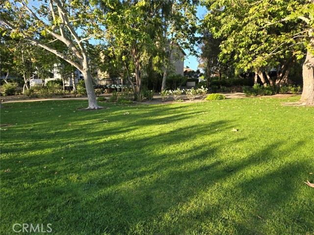 Detail Gallery Image 11 of 26 For 23921 Copenhagen St, Mission Viejo,  CA 92691 - 4 Beds | 3 Baths