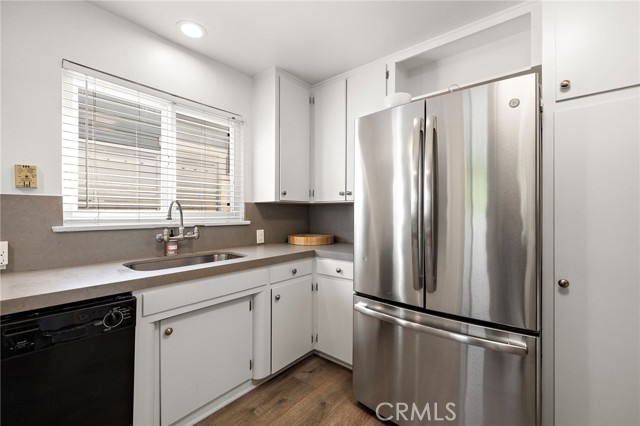 Detail Gallery Image 21 of 58 For 1613 E Balboa, Newport Beach,  CA 92661 - 4 Beds | 2 Baths