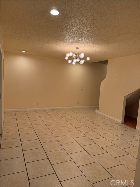 Detail Gallery Image 10 of 21 For 1175 E 9th St, Pomona,  CA 91766 - 3 Beds | 2/1 Baths