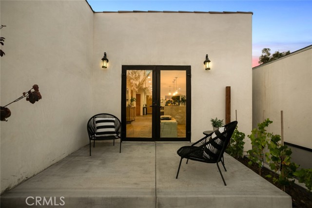 Detail Gallery Image 34 of 37 For 6652 Hough St, Los Angeles,  CA 90042 - 3 Beds | 3 Baths