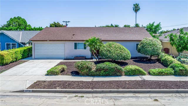 Detail Gallery Image 1 of 1 For 18716 Community St, Northridge,  CA 91324 - 3 Beds | 2 Baths