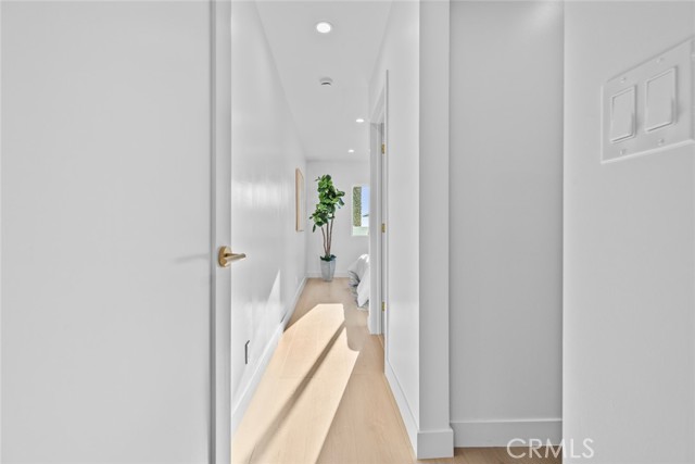 Detail Gallery Image 18 of 49 For 8321 Outland View, Sun Valley,  CA 91352 - 3 Beds | 4 Baths