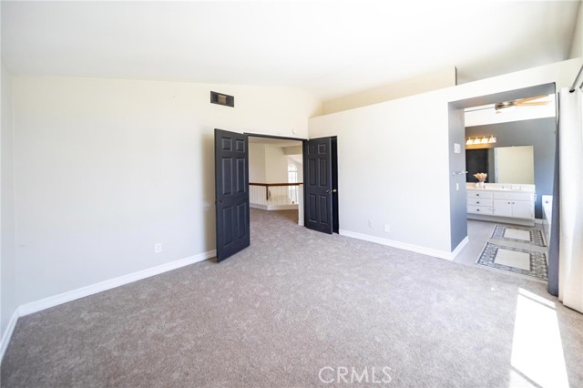 25444 Clover Glen Circle, Murrieta CA: https://media.crmls.org/medias/7dc02210-35ba-4810-bd7e-faa1e5dd4e1f.jpg