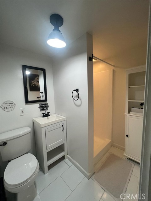 Detail Gallery Image 6 of 10 For 5461 Repetto Ave #STUDIO,  East Los Angeles,  CA 90022 - 0 Beds | 1 Baths