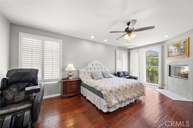 19025 Bayhill Lane, Huntington Beach CA: https://media.crmls.org/medias/7dc14434-9206-4e96-a3a4-7ff992905f03.jpg