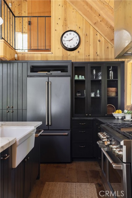 Detail Gallery Image 5 of 32 For 433 Annandale Dr, Lake Arrowhead,  CA 92352 - 3 Beds | 2 Baths