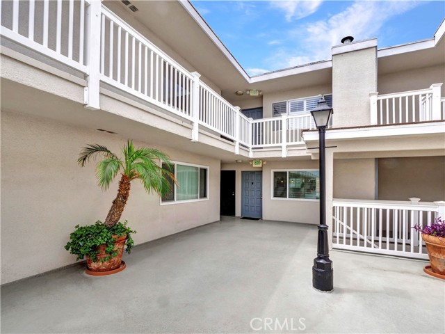 2411 Prospect Avenue, Hermosa Beach, California 90254, 1 Bedroom Bedrooms, ,1 BathroomBathrooms,Residential,Sold,Prospect,PV22093265