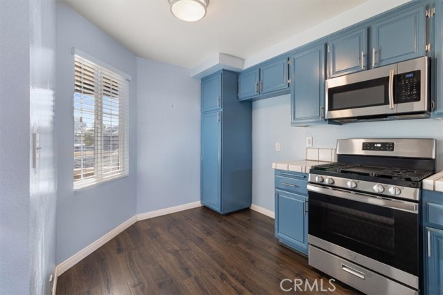 Detail Gallery Image 9 of 50 For 1839 W Falmouth Ave #30,  Anaheim,  CA 92801 - 2 Beds | 2 Baths