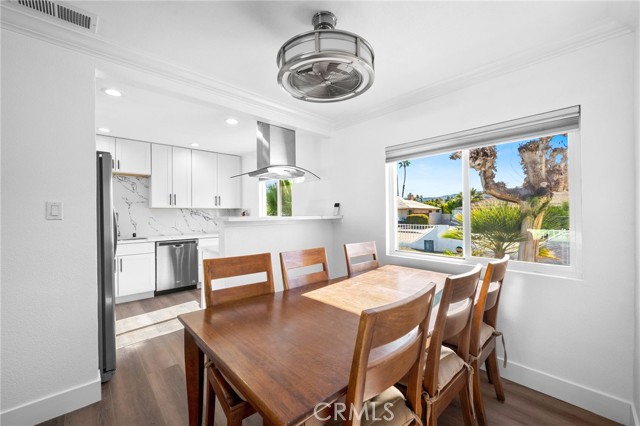 Detail Gallery Image 8 of 33 For 3760 E Calle San Antonio, Palm Springs,  CA 92264 - 3 Beds | 3 Baths