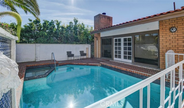 Detail Gallery Image 7 of 25 For 751 Bolsana, Laguna Beach,  CA 92651 - 4 Beds | 3/1 Baths