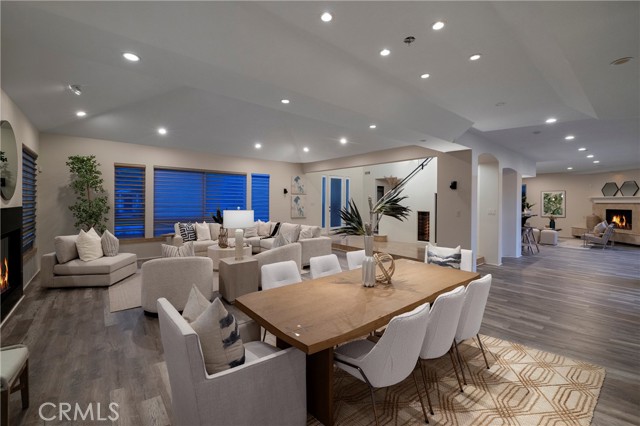 3141 Hillrose Dr, Rossmoor CA: https://media.crmls.org/medias/7dc4a711-feaf-44e3-a350-5c63489bcfc6.jpg