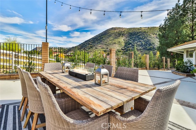 Detail Gallery Image 18 of 18 For 95 Buckskin Rd, Bell Canyon,  CA 91307 - 4 Beds | 2/1 Baths