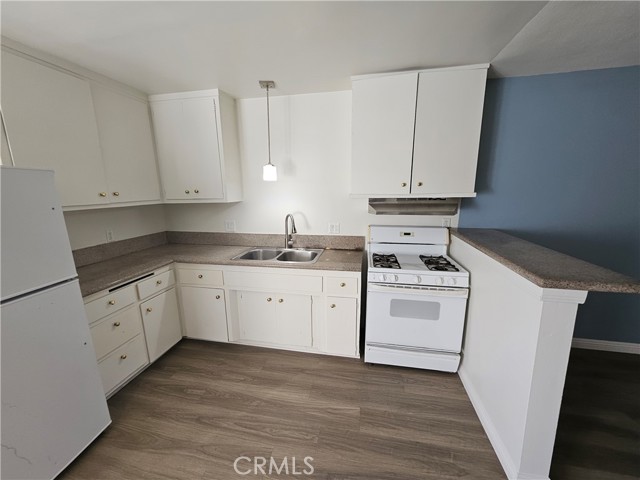 Detail Gallery Image 13 of 17 For 1381 Burwood St #3,  La Habra,  CA 90631 - 2 Beds | 2 Baths