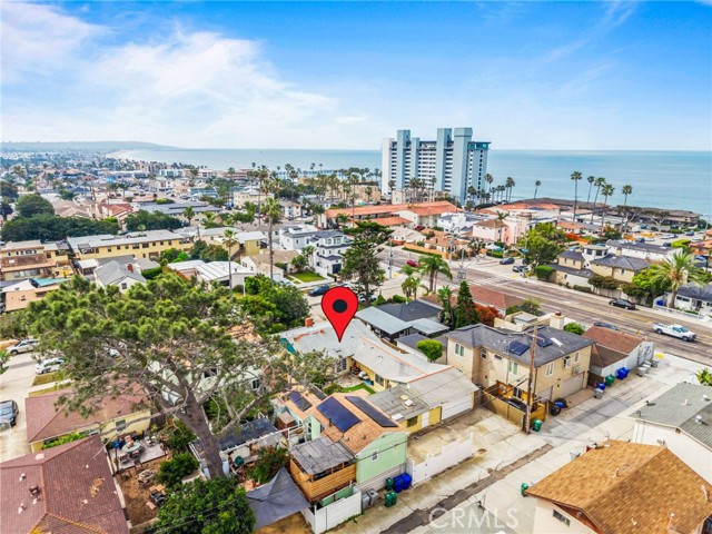 Detail Gallery Image 34 of 45 For 820 Law St, San Diego,  CA 92109 - 4 Beds | 2 Baths