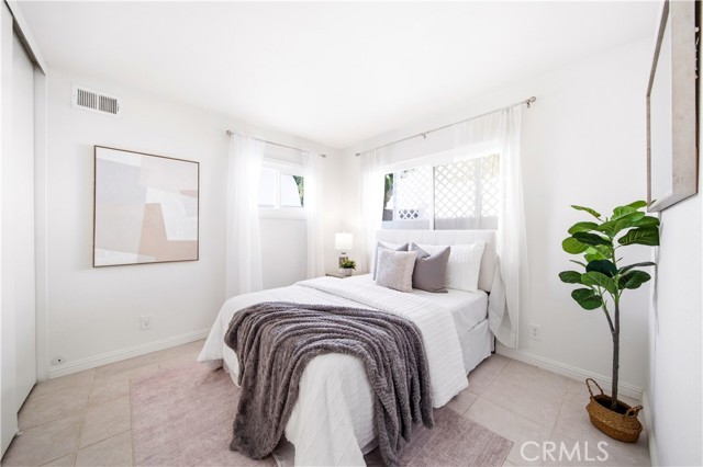 Detail Gallery Image 23 of 29 For 25208 Terreno Dr, Mission Viejo,  CA 92691 - 4 Beds | 3 Baths