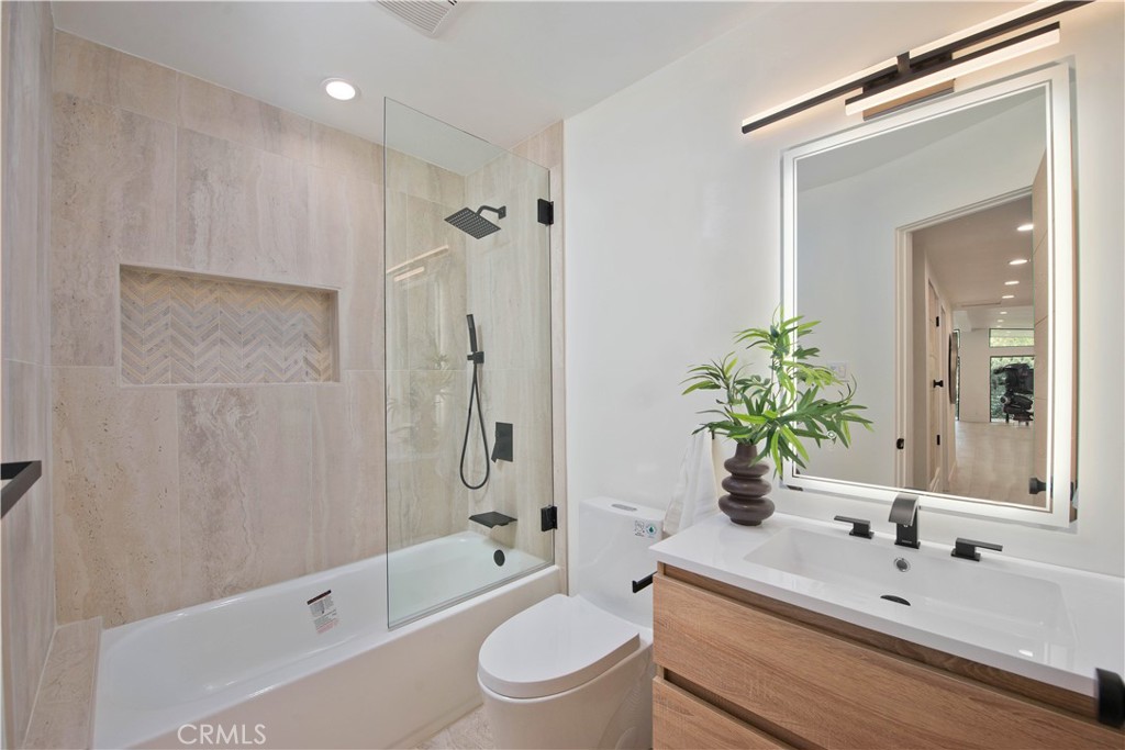 3920 Weslin AvenueSherman Oaks image #2