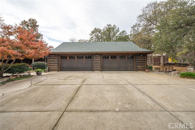 Detail Gallery Image 3 of 63 For 15900 El Camino Robles, Redding,  CA 96001 - 4 Beds | 3/1 Baths