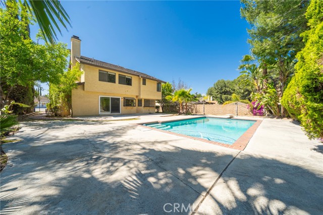 49 Village Loop Road, Pomona CA: https://media.crmls.org/medias/7dc82cec-eff2-4aca-bf53-27ed59fb3ff8.jpg