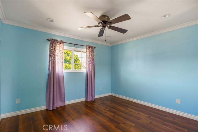Detail Gallery Image 19 of 31 For 22018 Craggy View St, Chatsworth,  CA 91311 - 3 Beds | 3 Baths